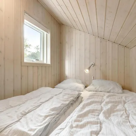 Four-bedroom In Casa vacanze