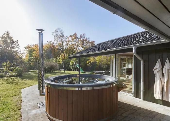 Ferienhaus Four-bedroom In *